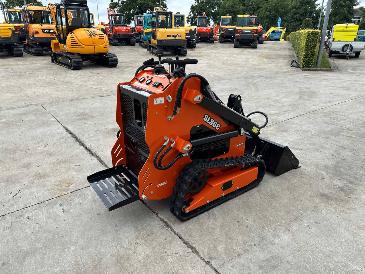 SDLOOL - 2025 - SL36C - SKID STEER LOADER - Гусеничный мини-погрузчик: фото 4 SDLOOL - 2025 - SL36C - SKID STEER LOADER - Гусеничный мини-погрузчик: фото 4