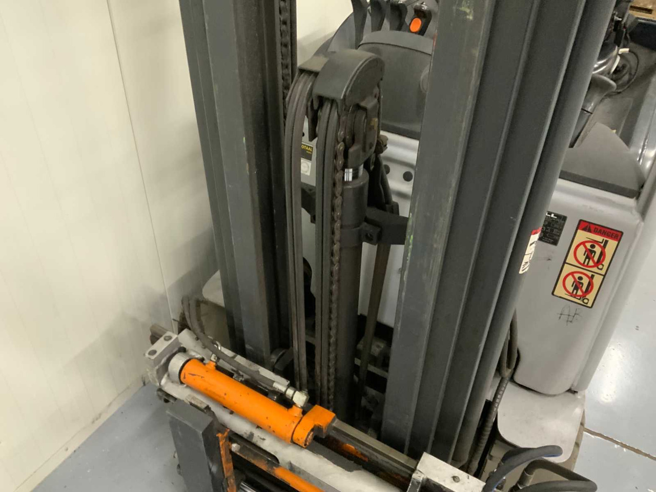 Вилочный погрузчик STILL RX20-20 - 4.7M TRIPLEX, FREE-LIFT, SIDE-SHIFT, FORK POSITIONER - FORKLIFT: фото 11