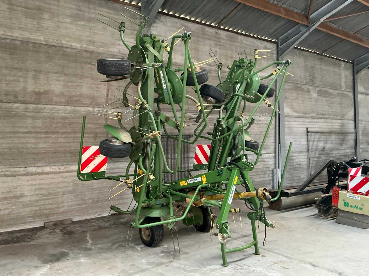 Krone KW8.82 - Сельскохозяйственная техника: фото 2 Krone KW8.82 - Сельскохозяйственная техника: фото 2