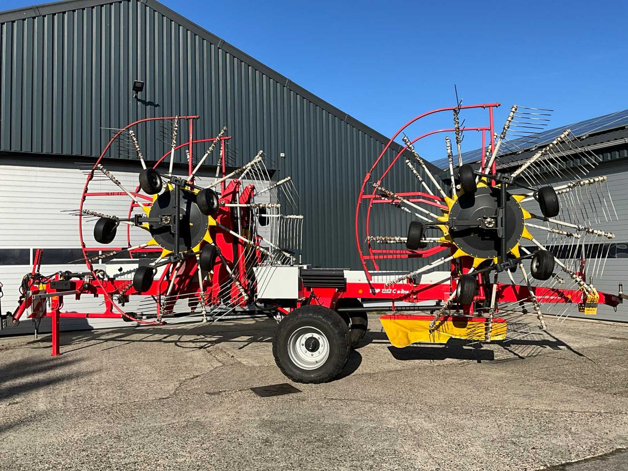Pottinger Top 1252 C S-Line - Сельскохозяйственная техника: фото 3 Pottinger Top 1252 C S-Line - Сельскохозяйственная техника: фото 3