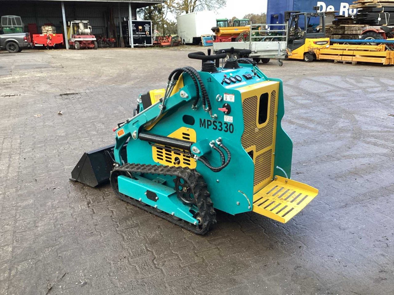 Skid Steer MPS330 - Мини-погрузчик с бортовым поворотом: фото 4 Skid Steer MPS330 - Мини-погрузчик с бортовым поворотом: фото 4