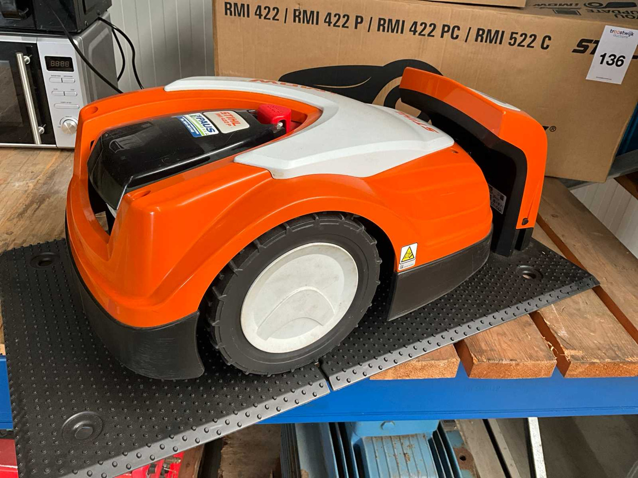 Stihl RMI422.2 - Газонокосилка: фото 1 Stihl RMI422.2 - Газонокосилка: фото 1