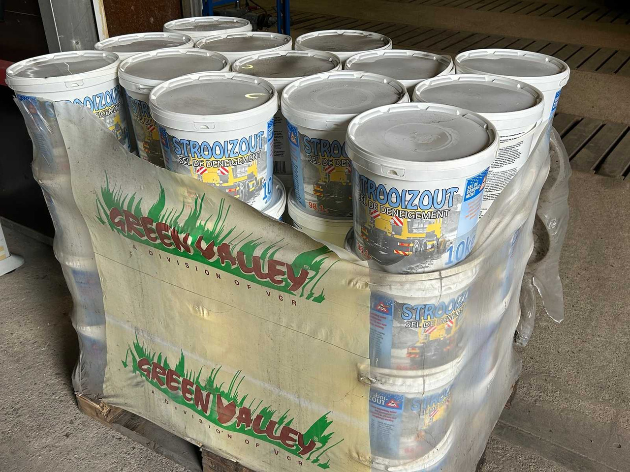 Strooizout Wegenzout 10kg. - Разбрасыватель песка/ Соли: фото 3 Strooizout Wegenzout 10kg. - Разбрасыватель песка/ Соли: фото 3