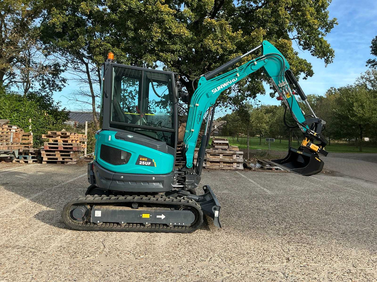 Sunward SWE25UF - Гусеничный экскаватор: фото 4 Sunward SWE25UF - Гусеничный экскаватор: фото 4