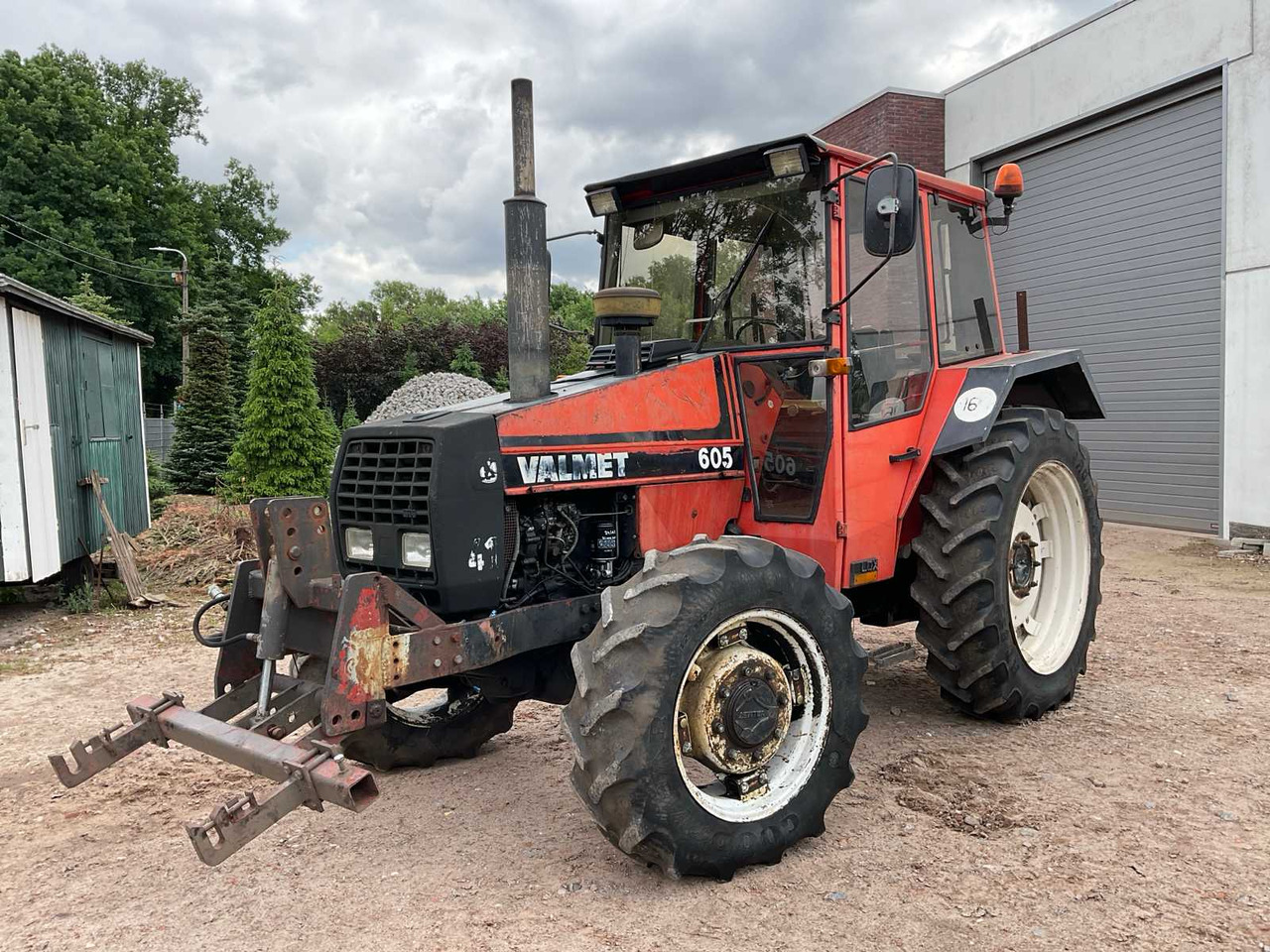 Valmet 605 Turbo LOX - Трактор: фото 1 Valmet 605 Turbo LOX - Трактор: фото 1