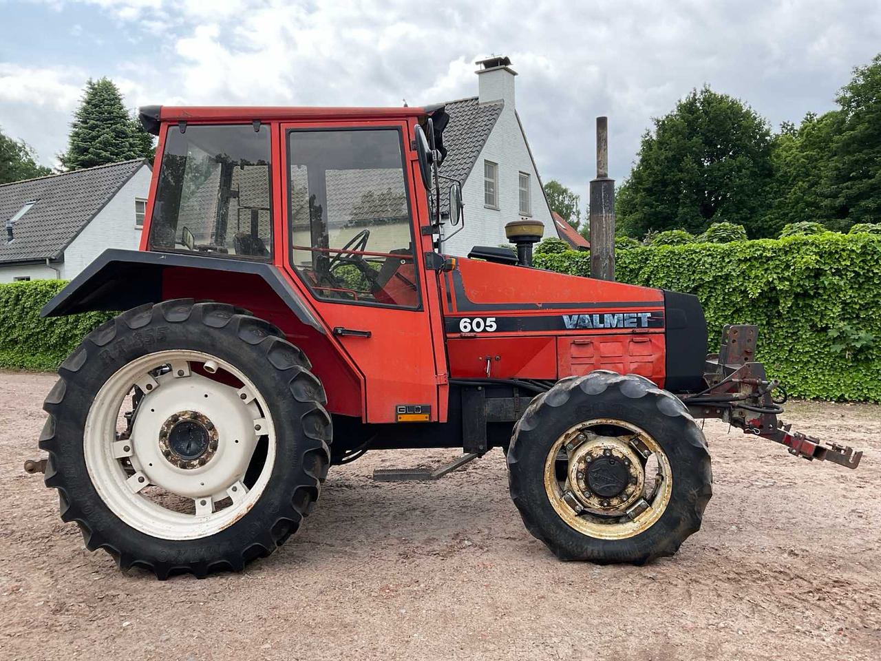 Valmet 605 Turbo LOX - Трактор: фото 4 Valmet 605 Turbo LOX - Трактор: фото 4