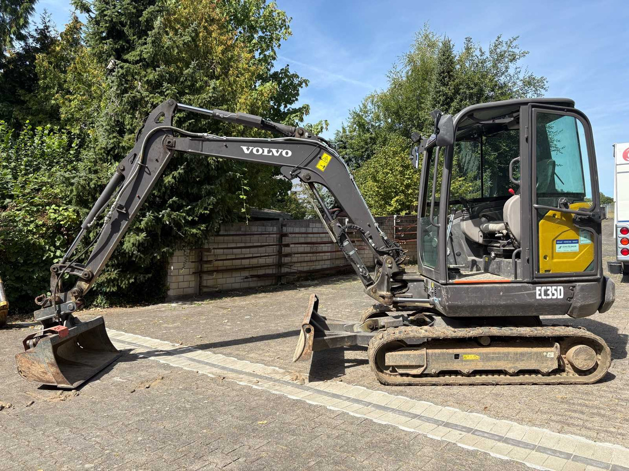 Volvo EC35D - Мини-экскаватор: фото 2 Volvo EC35D - Мини-экскаватор: фото 2
