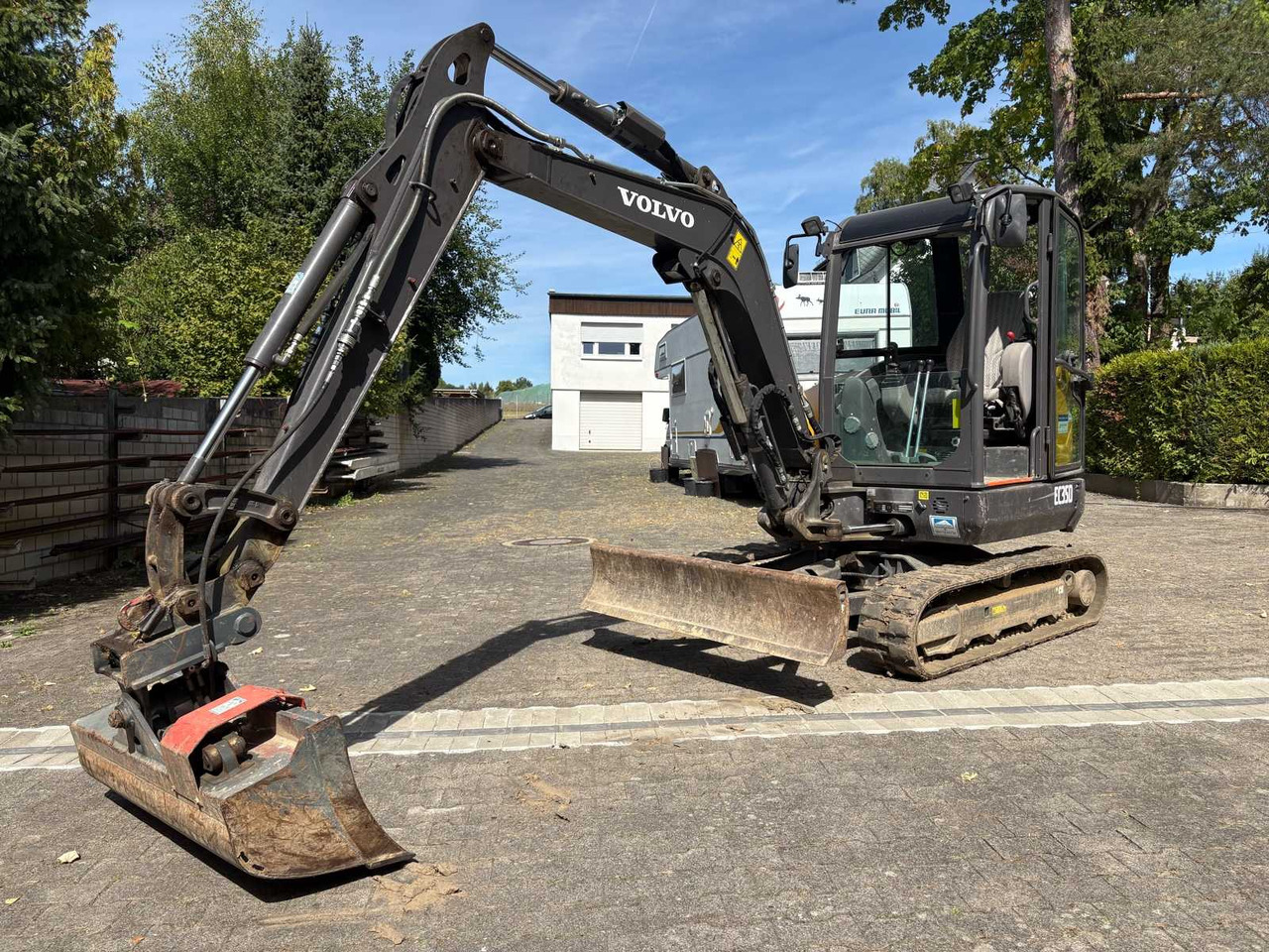 Volvo EC35D - Мини-экскаватор: фото 1 Volvo EC35D - Мини-экскаватор: фото 1