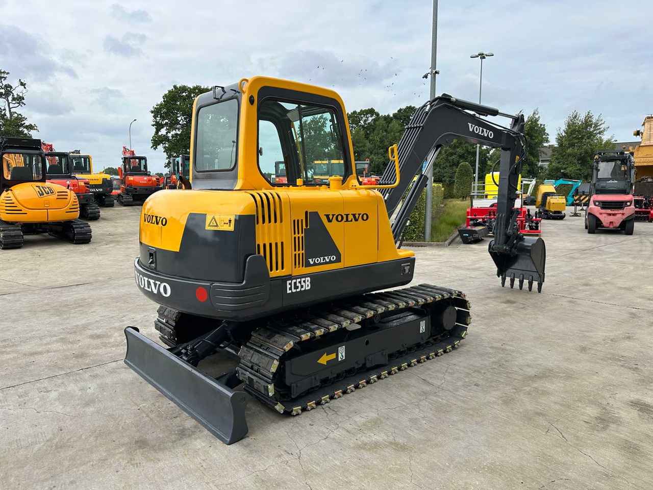Volvo EC55B - Гусеничный экскаватор: фото 4 Volvo EC55B - Гусеничный экскаватор: фото 4