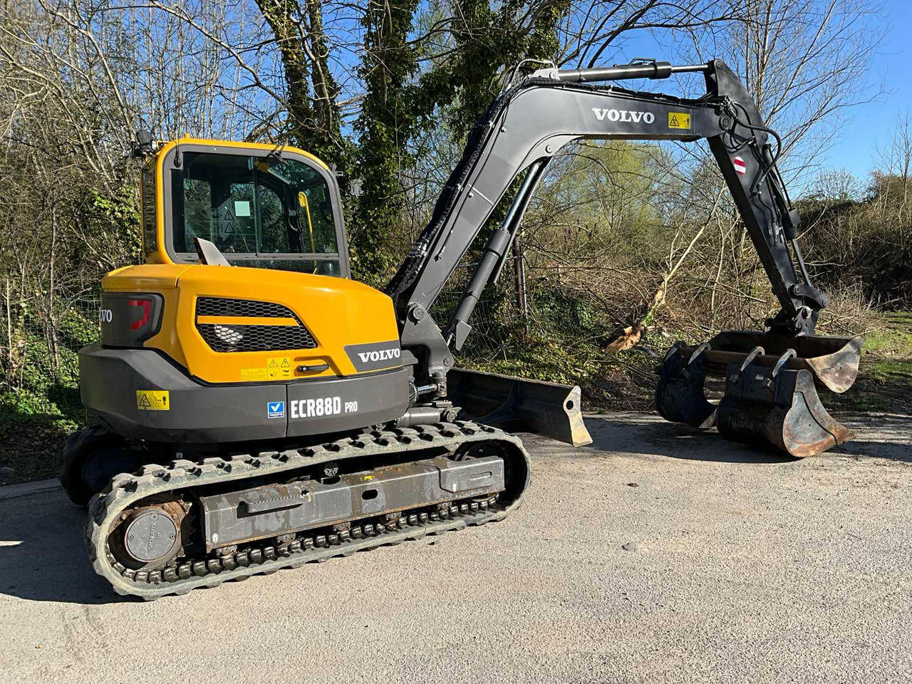 Volvo ECR88D pro - Мини-экскаватор: фото 1 Volvo ECR88D pro - Мини-экскаватор: фото 1
