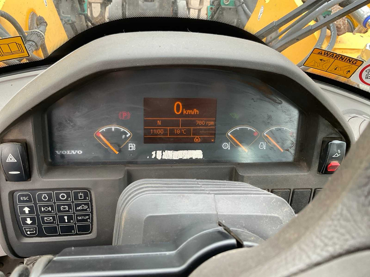 Колёсный погрузчик Volvo L120F: фото 27 Колёсный погрузчик Volvo L120F: фото 27