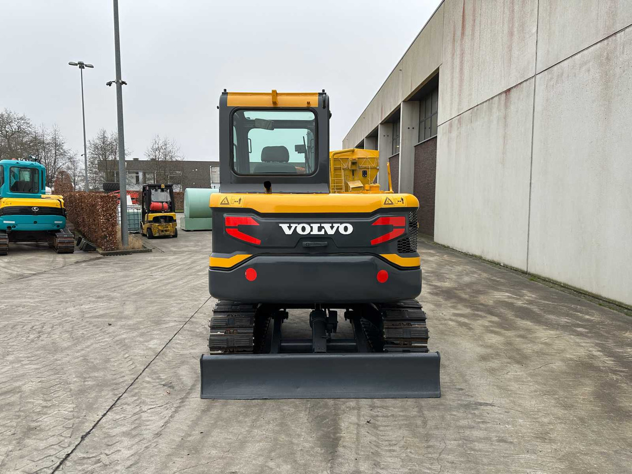 Volvo VOLVO - 2016 - EC55D - MIDI EXCAVATOR - Гусеничный экскаватор: фото 5 Volvo VOLVO - 2016 - EC55D - MIDI EXCAVATOR - Гусеничный экскаватор: фото 5