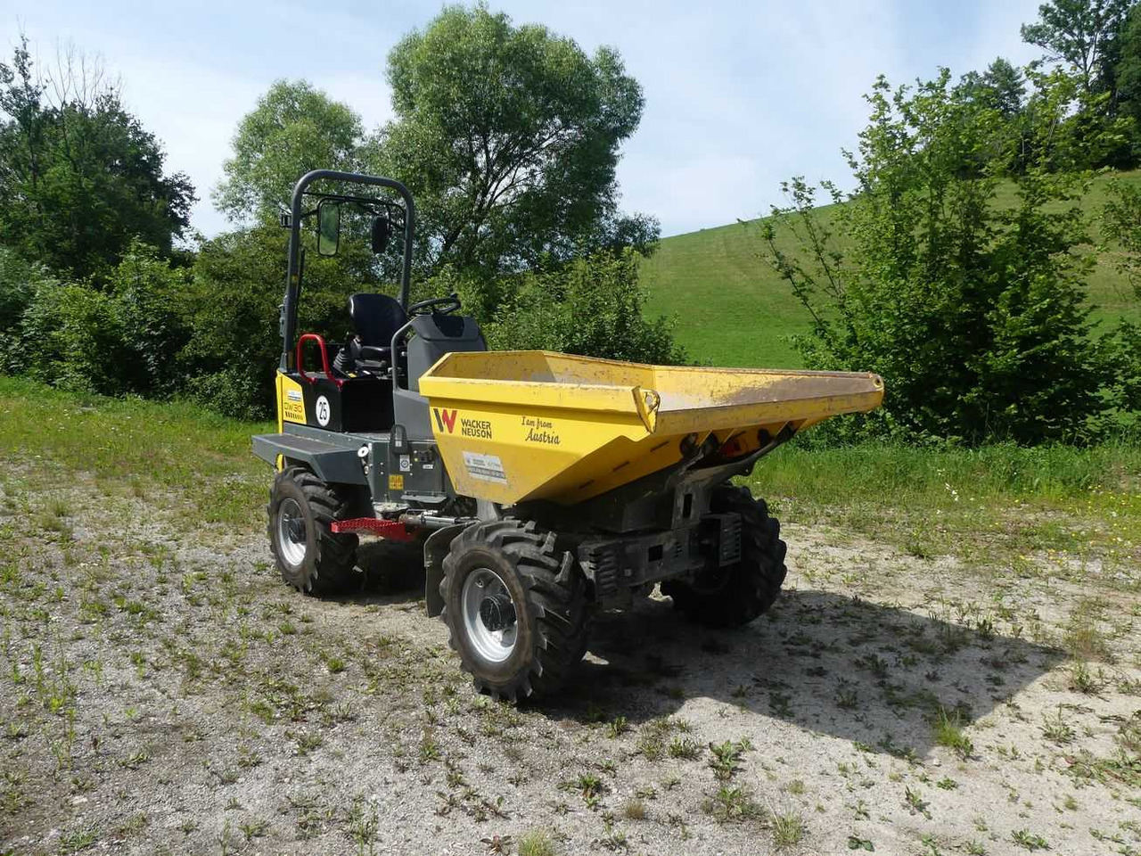Wacker Neuson D25-02 DW 30 - Сельскохозяйственный прицеп-самосвал: фото 1 Wacker Neuson D25-02 DW 30 - Сельскохозяйственный прицеп-самосвал: фото 1