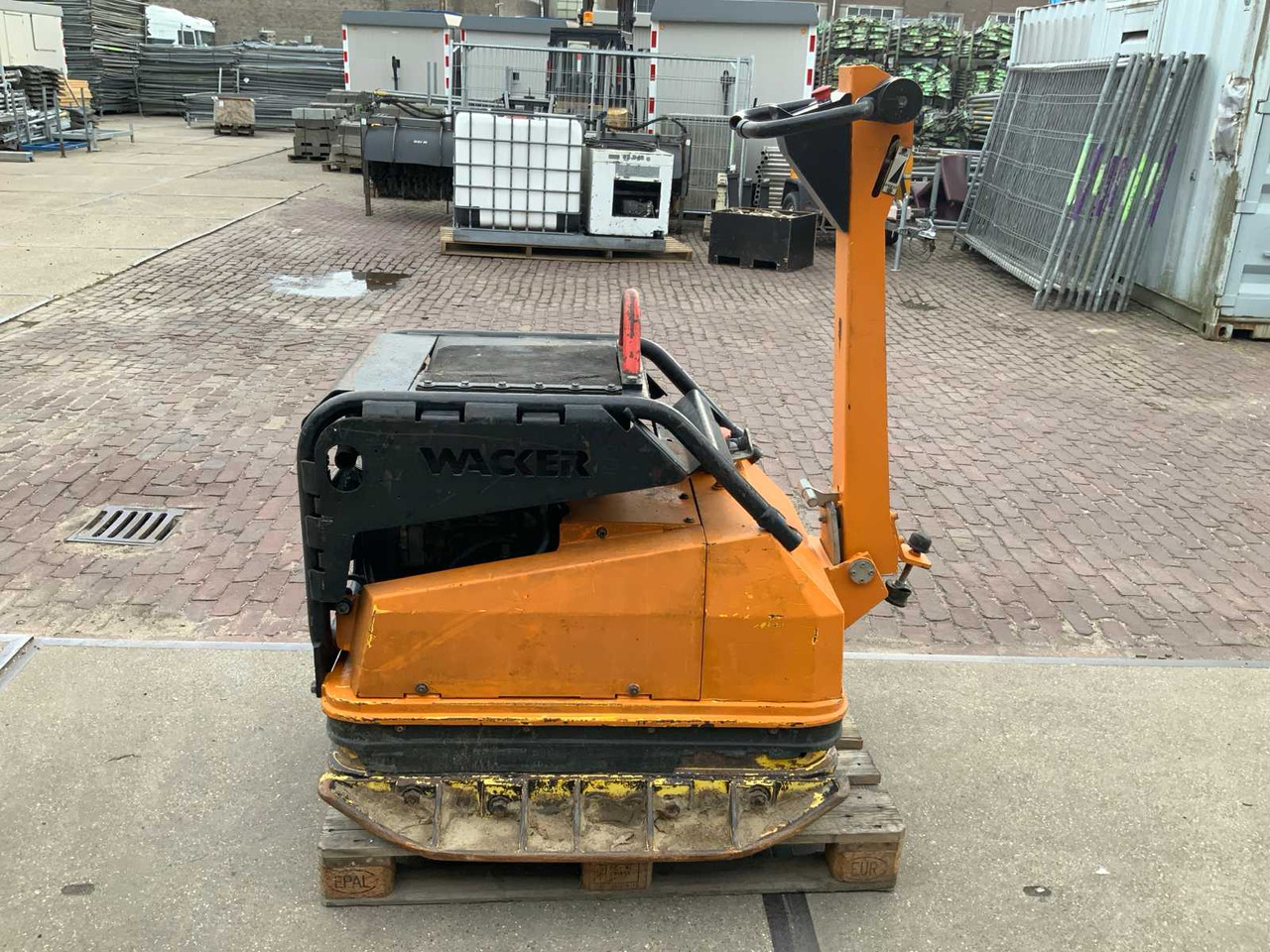 Wacker Neuson DPU 100-70 - Виброплита: фото 2 Wacker Neuson DPU 100-70 - Виброплита: фото 2