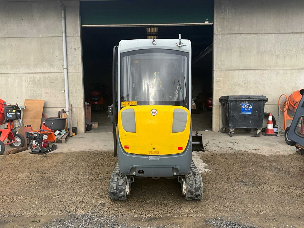 Wacker neuson ET 18 - Мини-экскаватор: фото 4 Wacker neuson ET 18 - Мини-экскаватор: фото 4