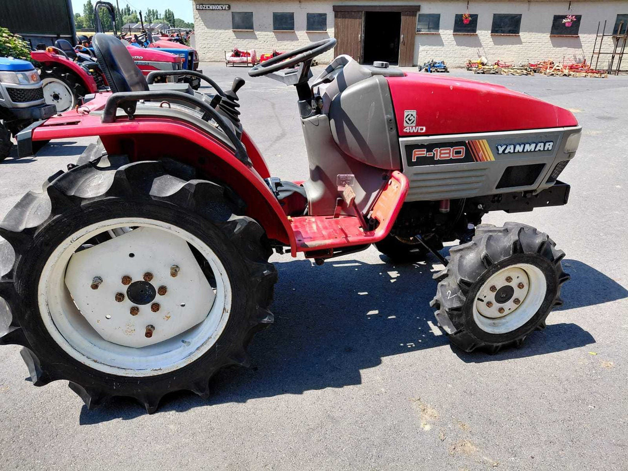 Yanmar F180 - Минитрактор: фото 3 Yanmar F180 - Минитрактор: фото 3