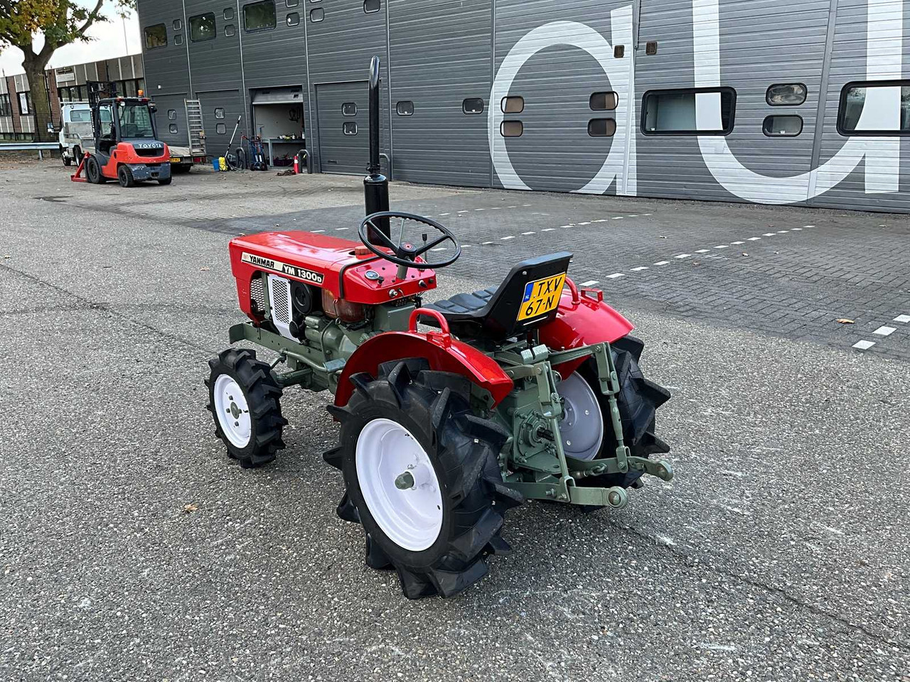Yanmar YM1300D - Минитрактор: фото 3 Yanmar YM1300D - Минитрактор: фото 3