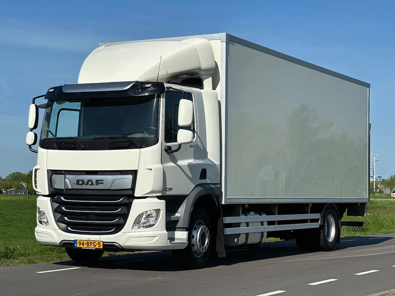 DAF CF 260 CF260.19 - Грузовик с закрытым кузовом: фото 1 DAF CF 260 CF260.19 - Грузовик с закрытым кузовом: фото 1