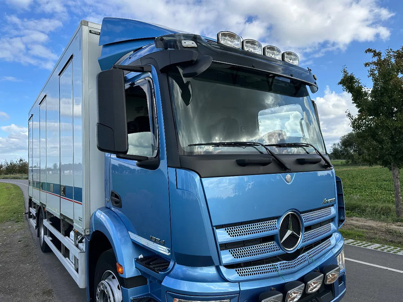 Mercedes-Benz Antos ANTOS 1924L EURO6. 2017. Geisoleerde opbouw 610x244x238 - Рефрижератор: фото 3 Mercedes-Benz Antos ANTOS 1924L EURO6. 2017. Geisoleerde opbouw 610x244x238 - Рефрижератор: фото 3