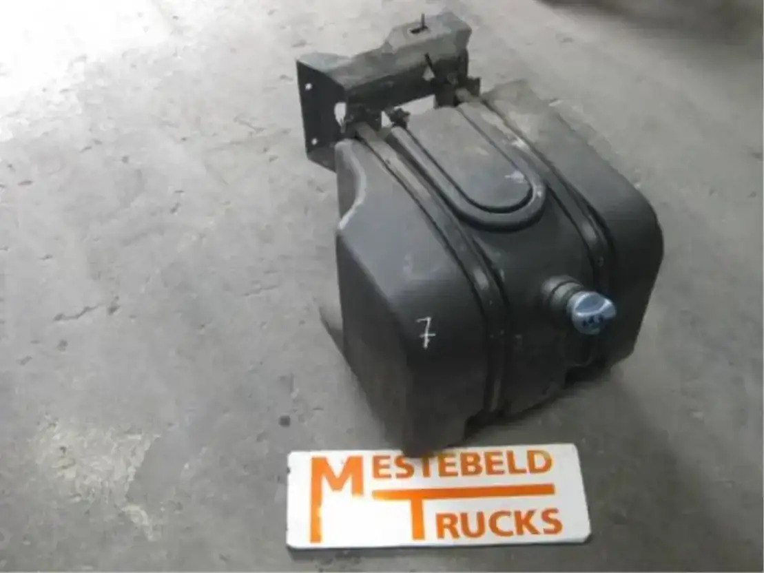 DAF Ad blue tank - Бак для AdBlue для Грузовиков: фото 1 DAF Ad blue tank - Бак для AdBlue для Грузовиков: фото 1