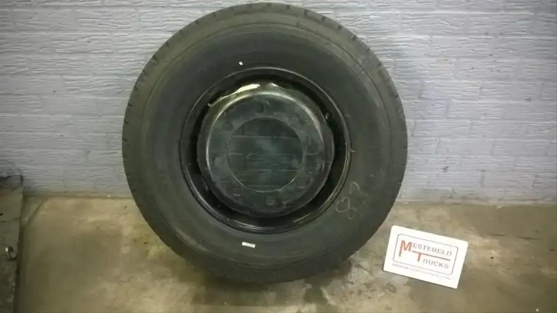 Michelin Band met velg - Шина для Грузовиков: фото 1 Michelin Band met velg - Шина для Грузовиков: фото 1