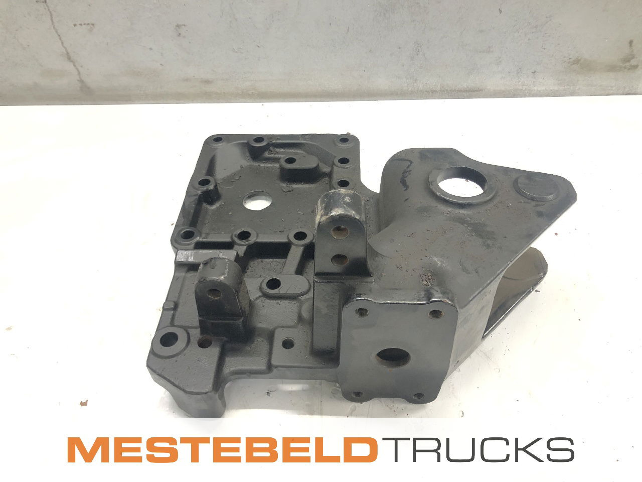 Renault Steun v. dwarsbalk Midlum - Рама/ Шасси для Грузовиков: фото 1 Renault Steun v. dwarsbalk Midlum - Рама/ Шасси для Грузовиков: фото 1