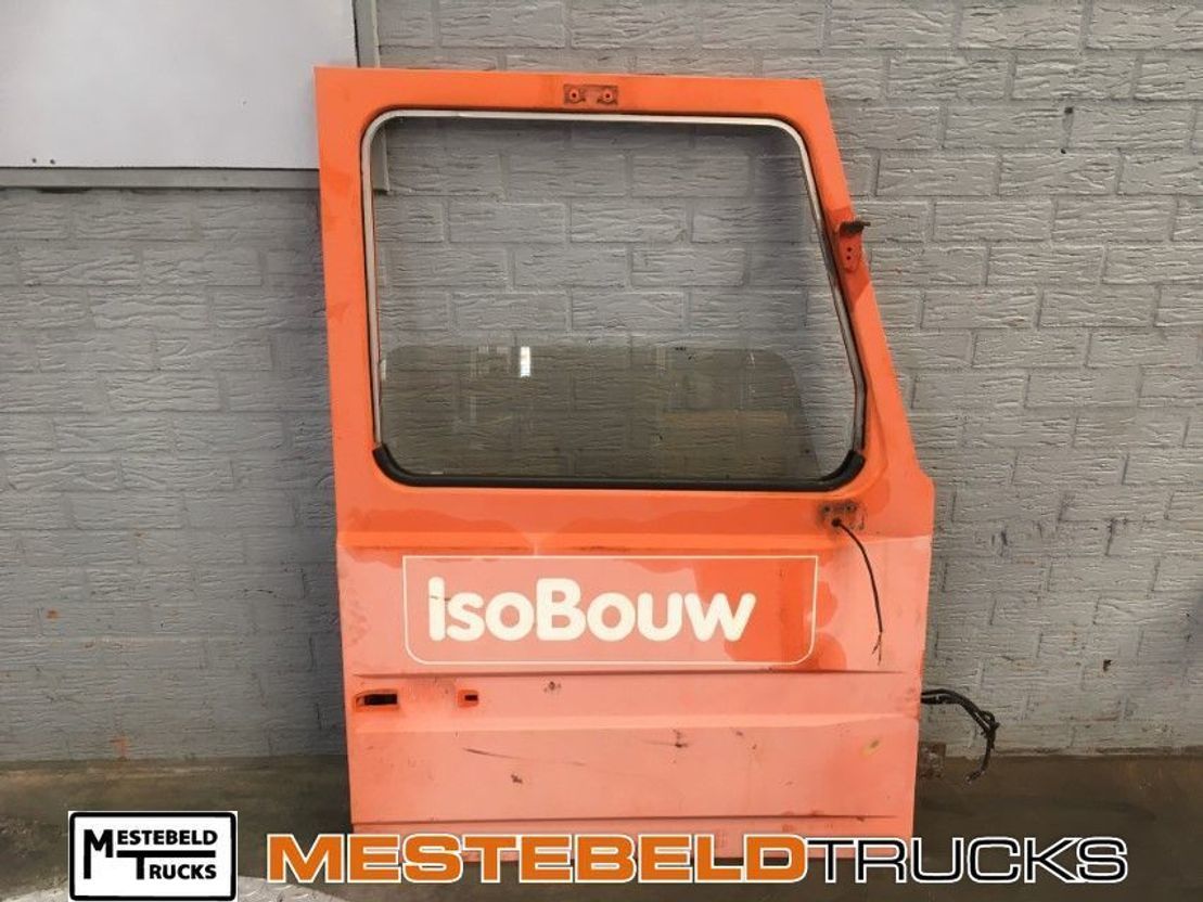 Scania Deur rechts  - Кабина и интерьер для Грузовиков: фото 1 Scania Deur rechts  - Кабина и интерьер для Грузовиков: фото 1