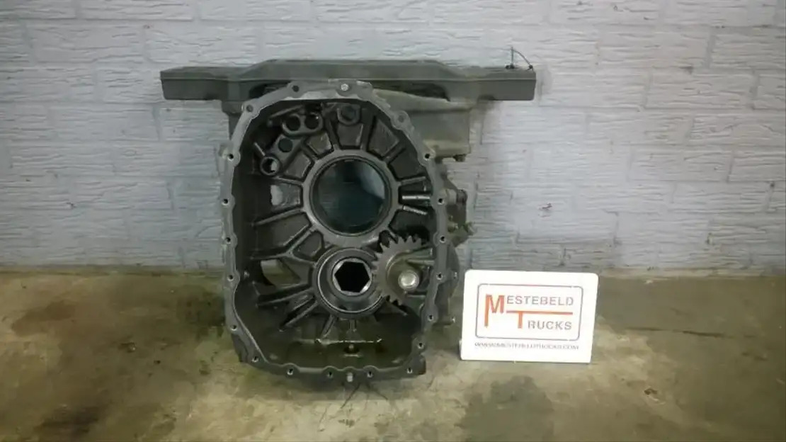 Scania Versnellingsbakhuis middel deel - Коробка передач и запчасти для Грузовиков: фото 1 Scania Versnellingsbakhuis middel deel - Коробка передач и запчасти для Грузовиков: фото 1