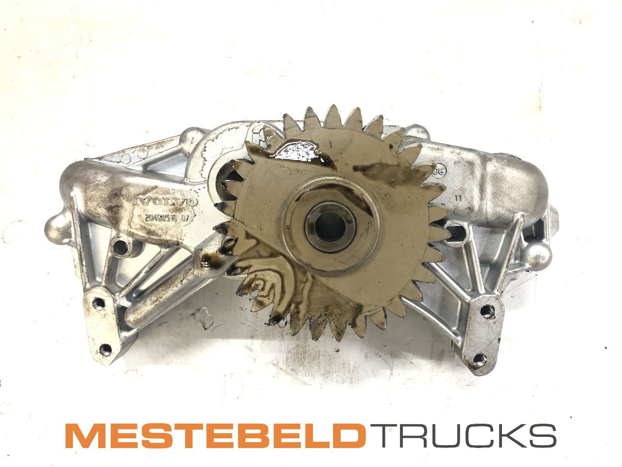 Volvo Oliepomp D13A - Двигатель для Грузовиков: фото 1 Volvo Oliepomp D13A - Двигатель для Грузовиков: фото 1