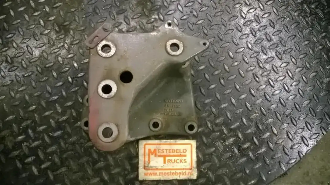 Volvo Stuurhuissteun - Рулевое управление для Грузовиков: фото 1 Volvo Stuurhuissteun - Рулевое управление для Грузовиков: фото 1