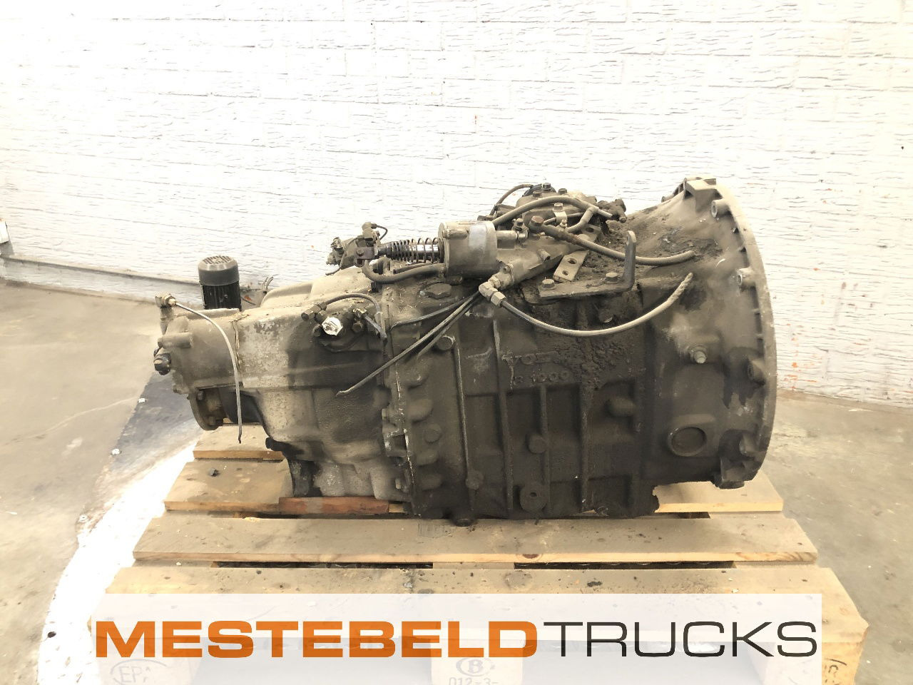Volvo Versnellingsbak R1000 FL7 - Коробка передач и запчасти для Грузовиков: фото 1 Volvo Versnellingsbak R1000 FL7 - Коробка передач и запчасти для Грузовиков: фото 1