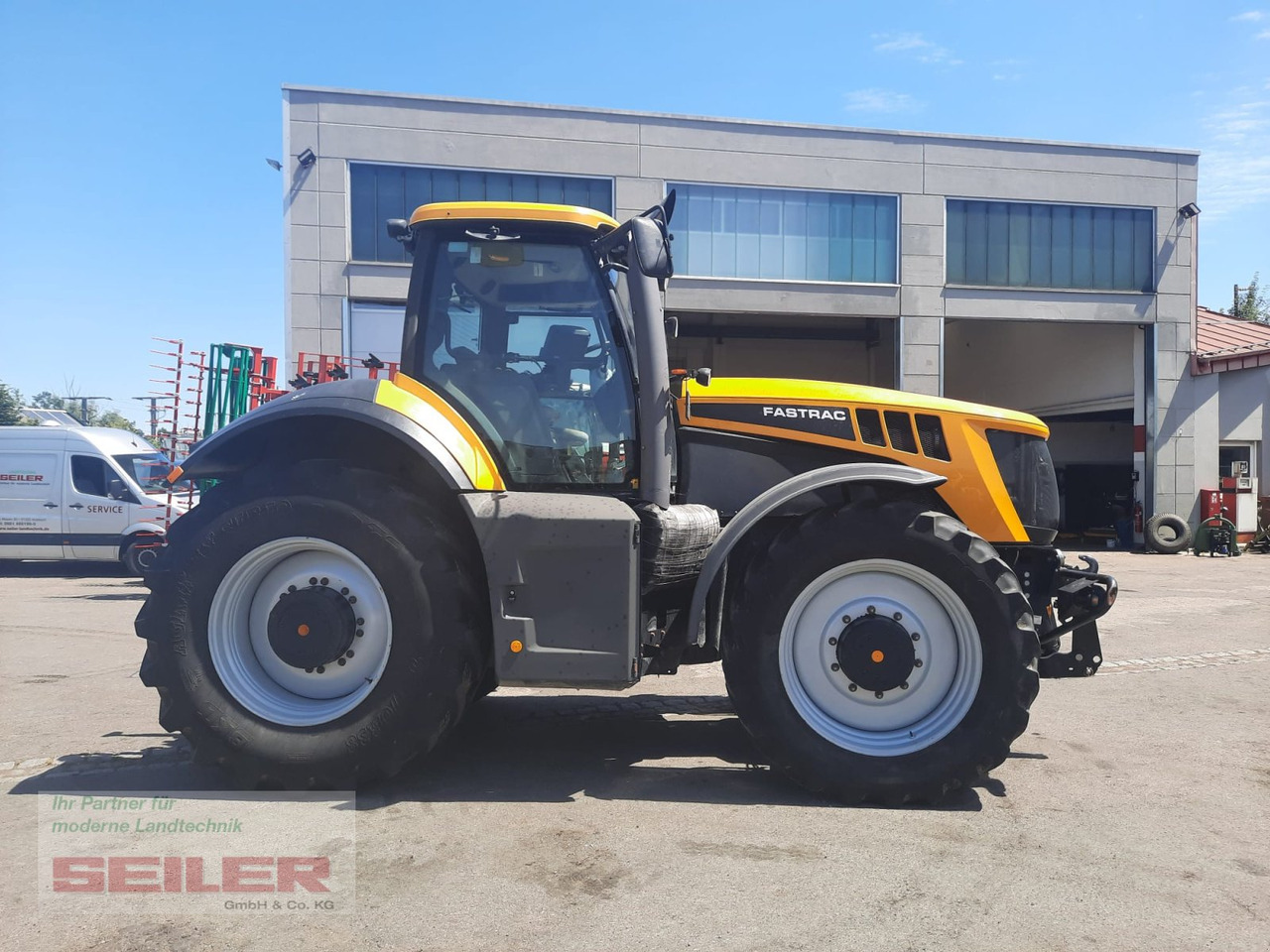 JCB Fastrac 8310 - Трактор: фото 3 JCB Fastrac 8310 - Трактор: фото 3