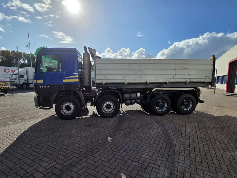 Mercedes-Benz Actros 4143 8X4 TIPPER (THREE PEDALS) - Самосвал: фото 3 Mercedes-Benz Actros 4143 8X4 TIPPER (THREE PEDALS) - Самосвал: фото 3