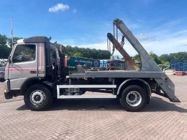 Volvo FM 12.420 Full Steel - Тягач: фото 3 Volvo FM 12.420 Full Steel - Тягач: фото 3