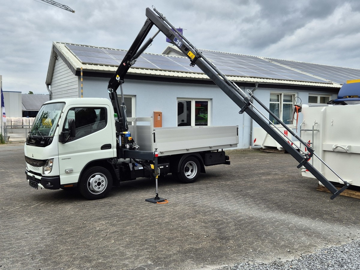 FUSO 3S15 Alu Pritsche 2.80m Ladekran - Малотоннажный бортовой грузовик: фото 1 FUSO 3S15 Alu Pritsche 2.80m Ladekran - Малотоннажный бортовой грузовик: фото 1