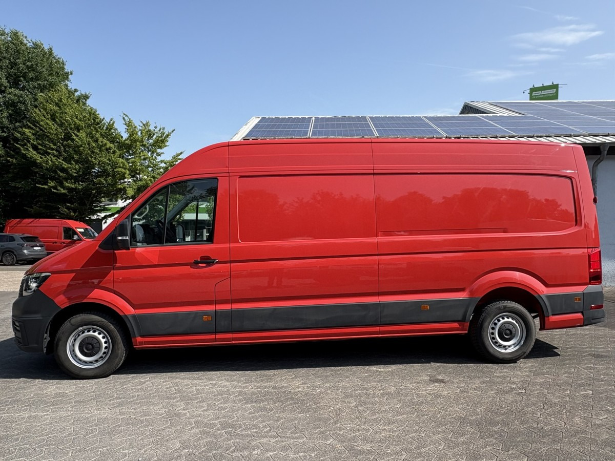 VW Crafter 35 Maxi L4H3 1Hand PDC - Цельнометаллический фургон: фото 2 VW Crafter 35 Maxi L4H3 1Hand PDC - Цельнометаллический фургон: фото 2