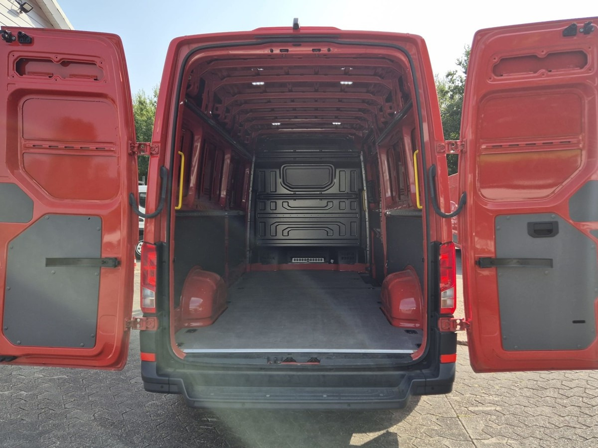 VW Crafter 35 Maxi L4H3 1Hand PDC sofort verfügbar! - Цельнометаллический фургон: фото 4 VW Crafter 35 Maxi L4H3 1Hand PDC sofort verfügbar! - Цельнометаллический фургон: фото 4