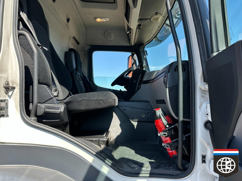 Тентованный грузовик Mercedes-Benz ANTOS: фото 16 Тентованный грузовик Mercedes-Benz ANTOS: фото 16