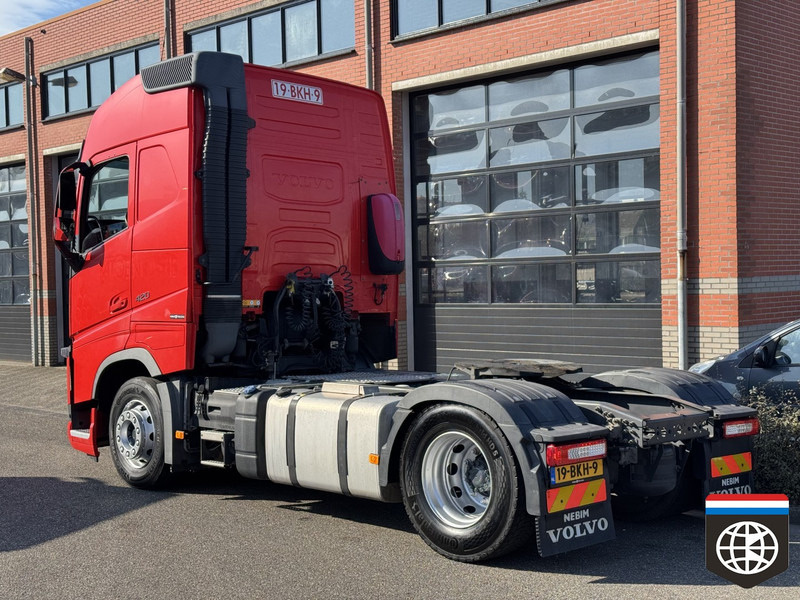 Volvo FH 420 4X2 420 - ADR/VLG - PTO - EURO 6C - Тягач: фото 4 Volvo FH 420 4X2 420 - ADR/VLG - PTO - EURO 6C - Тягач: фото 4