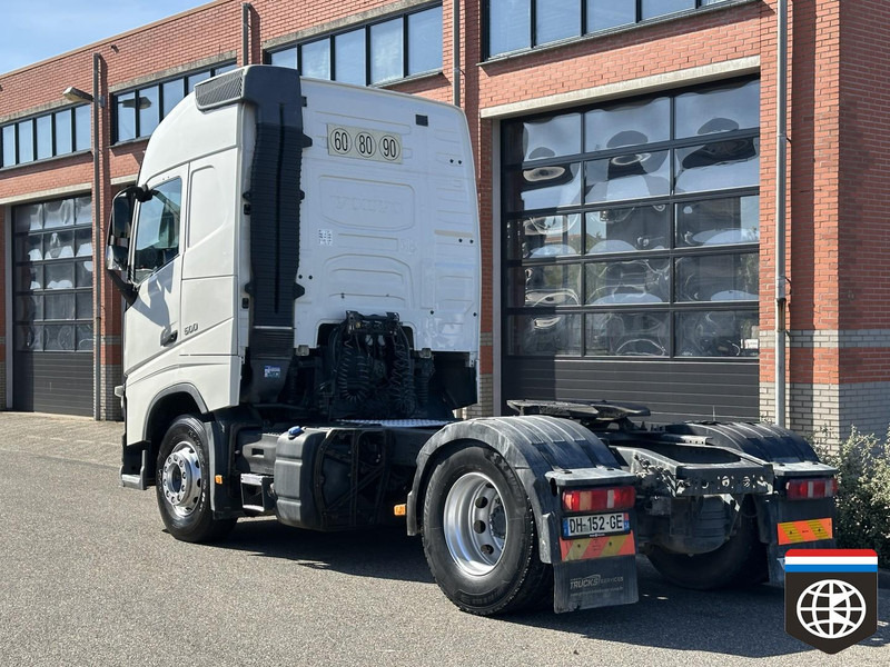 Volvo FH 500 GLOBETROTTER - Тягач: фото 4 Volvo FH 500 GLOBETROTTER - Тягач: фото 4