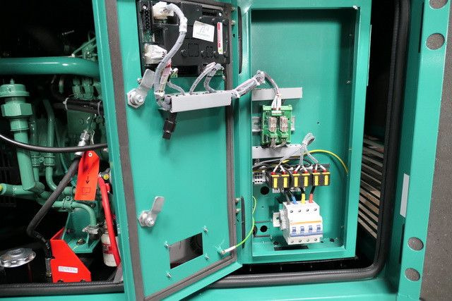 Cummins Stromgenerator, 40 kVA, sofort vefügbar - Электрогенератор: фото 5 Cummins Stromgenerator, 40 kVA, sofort vefügbar - Электрогенератор: фото 5