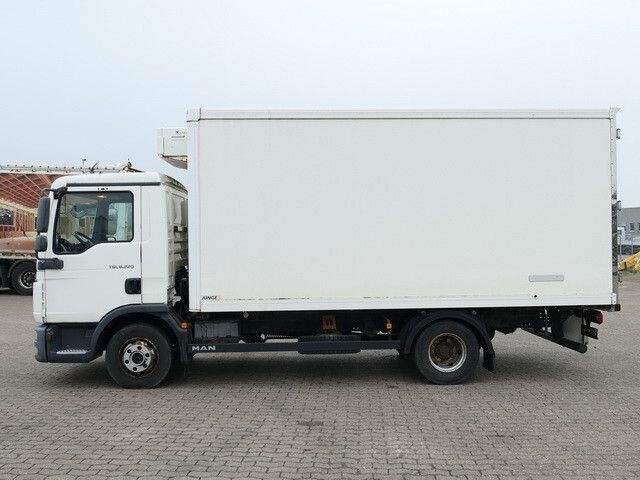 MAN 8.220 TGL BL 4x2, Thermo King, 3. Sitz, 5m lang - Рефрижератор: фото 2 MAN 8.220 TGL BL 4x2, Thermo King, 3. Sitz, 5m lang - Рефрижератор: фото 2