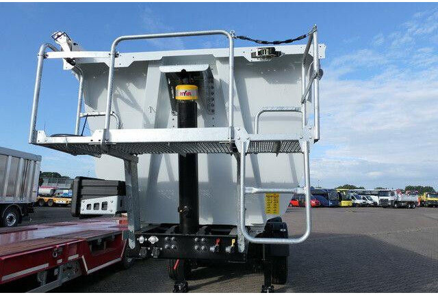 Mega MNW, Stahl, 25m³, Luft-Lift, anliegende Klappe - Самосвальный полуприцеп: фото 2 Mega MNW, Stahl, 25m³, Luft-Lift, anliegende Klappe - Самосвальный полуприцеп: фото 2