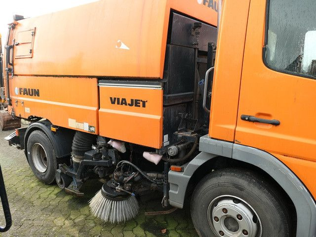 Mercedes-Benz 1018 Atego 4x2, Faun VIAJET 5R, Klima, 73tkm - Подметально-уборочная машина: фото 2 Mercedes-Benz 1018 Atego 4x2, Faun VIAJET 5R, Klima, 73tkm - Подметально-уборочная машина: фото 2