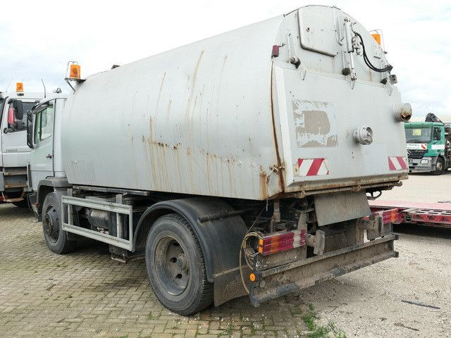 Mercedes-Benz 1314 KO 4x2, Schörling TSZ 94, Blattfederung - Подметально-уборочная машина: фото 4 Mercedes-Benz 1314 KO 4x2, Schörling TSZ 94, Blattfederung - Подметально-уборочная машина: фото 4