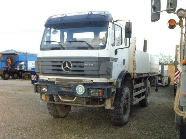 Mercedes-Benz 2024 AK 4x4, Allrad, Einzelbereifung, AHK, - Грузовик бортовой/ Платформа: фото 2 Mercedes-Benz 2024 AK 4x4, Allrad, Einzelbereifung, AHK, - Грузовик бортовой/ Платформа: фото 2
