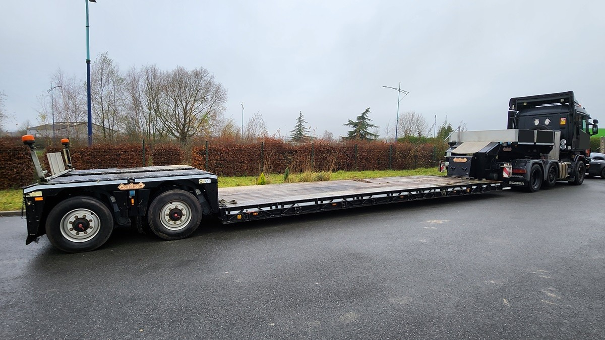 - Полуприцеп-контейнеровоз/ Сменный кузов: фото 1 - Полуприцеп-контейнеровоз/ Сменный кузов: фото 1