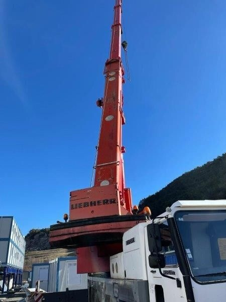 Liebherr LTM 1090-2 - Мобильный кран: фото 1 Liebherr LTM 1090-2 - Мобильный кран: фото 1