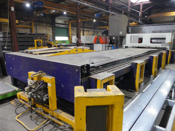 Machine de découpe 8m laser CO² avec refroidisseur et aspiration de fumée Bystronic Bylaser 6000 - Металлообрабатывающий станок: фото 4 Machine de découpe 8m laser CO² avec refroidisseur et aspiration de fumée Bystronic Bylaser 6000 - Металлообрабатывающий станок: фото 4