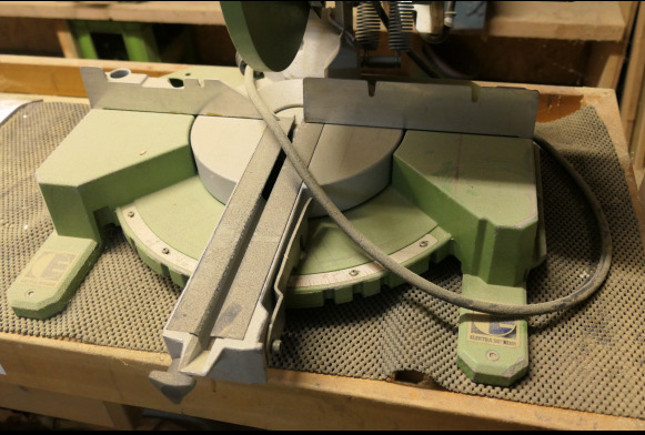 Scie à onglet Elektra Beckum KGS300 - Деревообрабатывающий станок: фото 3 Scie à onglet Elektra Beckum KGS300 - Деревообрабатывающий станок: фото 3